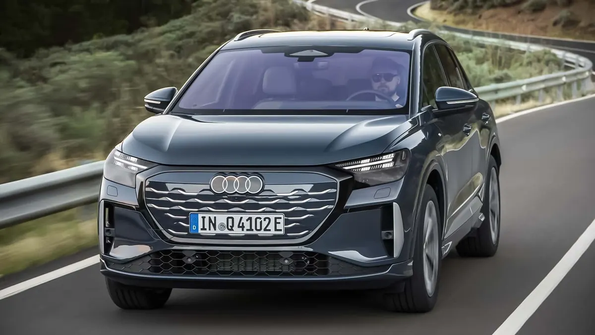 Audi відкликає 9 048 Q4 e-tron через ризик загоряння акумулятора