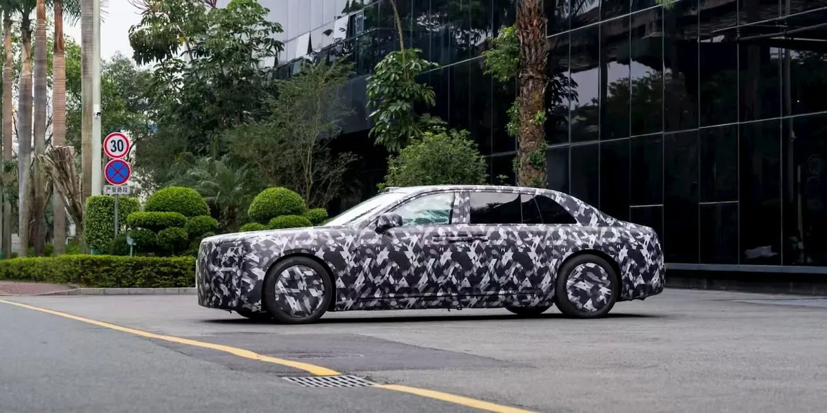 BYD готує ультралюксовий електроседан Yangwang: дебют очікують в ОАЕ