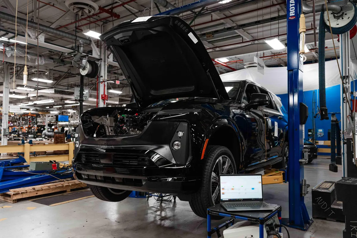 GM робить ставку на ШІ: нова EV-платформа, центральний комп’ютер і режим eyes-off з 2028 року