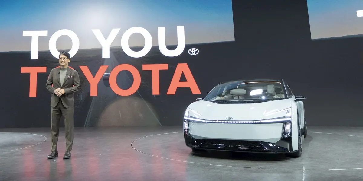 Наступна Toyota Corolla отримає електроверсію, виробництво в Китаї з 2028 року