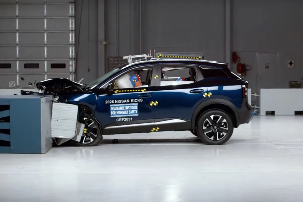 Оновлений краш-тест IIHS: лише Nissan Kicks узяв нагороду, Q3, RAV4 і Trailblazer — ні
