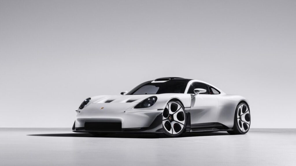 Porsche показала Mission S: середньомоторний суперкар вище за 911
