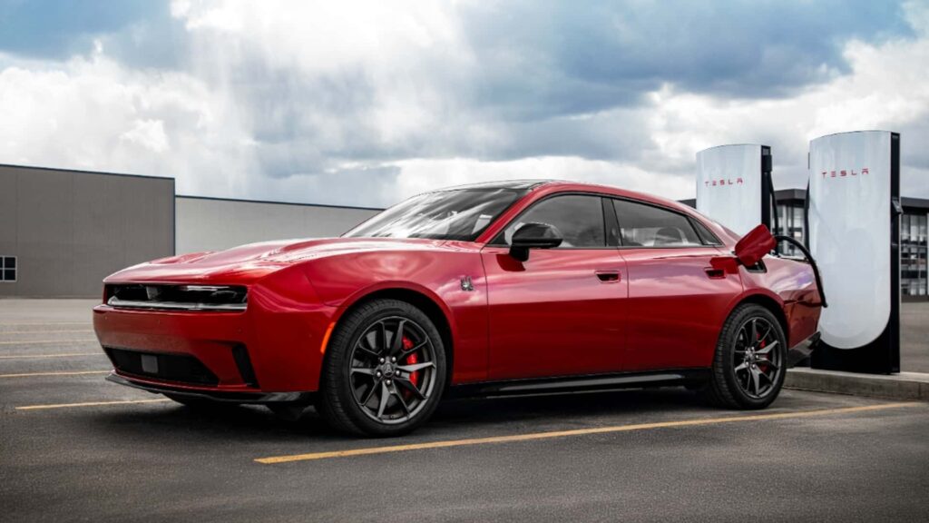 Tesla підвищила ціни Supercharger у США на 15% за рік